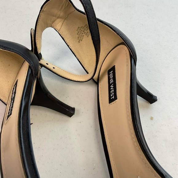 None West Black Kitten heels Heels size 10 - Picture 6 of 6